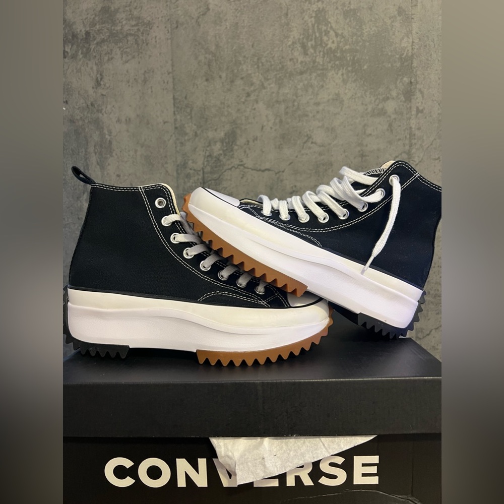 Converse - Run Star Hike Platform Sneakers